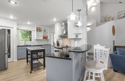 Sebastian Highlands House | Private 4/3 Beach Getaway; Heated Pool & Spa!