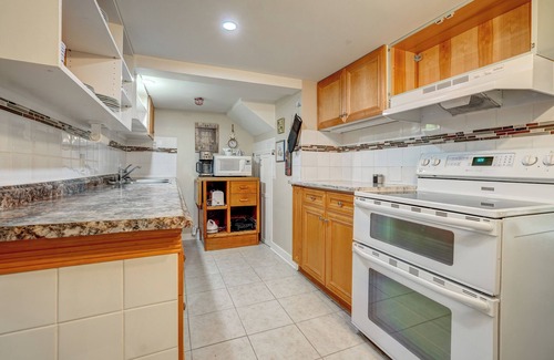 Okanagan-Similkameen House | Private 4-bedroom Suite For The Delight Of Children And Adults Alike