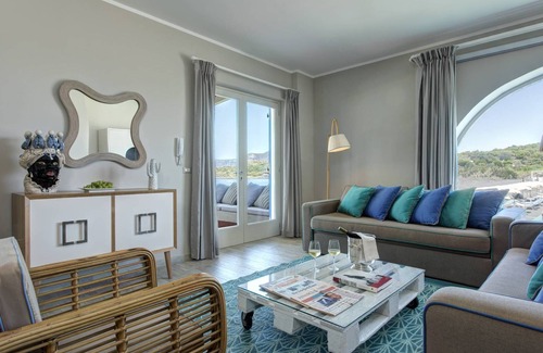 Vulcano Apartment | Private accommodation within the Les Sables Noirs resort by the sea