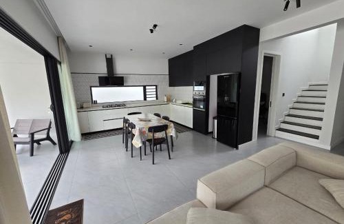 Albion House | Private Accommodation Nino No 1
