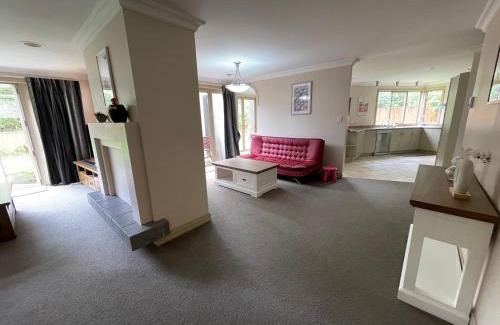Pukehangi House | Private and Perfect for Families, Rotorua Escape