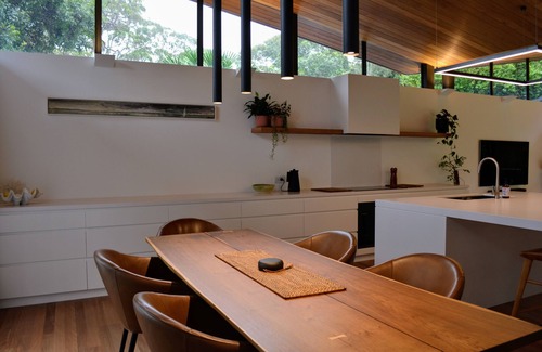 Pearl Beach House | Private Architectual Beach Retreat in Pearl Beach