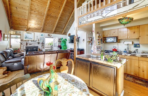 Manchester House | Private Beach Access: Pet-Friendly California Gem!