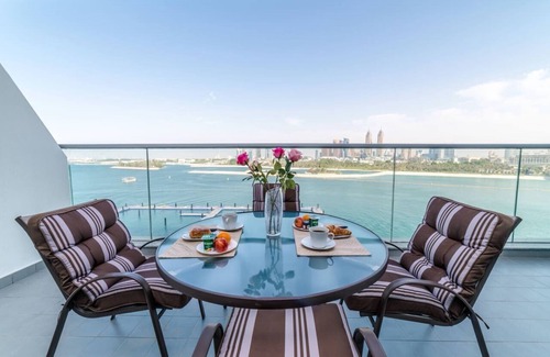 Jebel Ali Apartment | Private beach access in palm