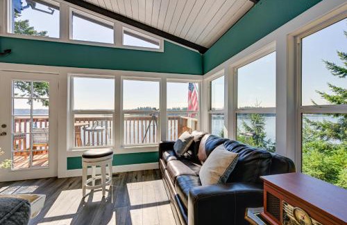Olympia House | Private Beach at Waterfront Harstine Island Escape