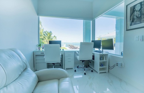 Key Largo House | Private Beach Bayside 6 Bedroom Resort Home with Pool, Dock, & Garage