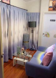 Papatoetoe House | Private Bedroom and Large Deck Separate Entrance