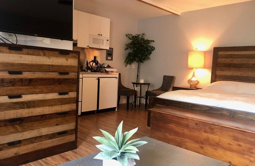 Lomita Apartment | Private Bungalow, Close to the beach