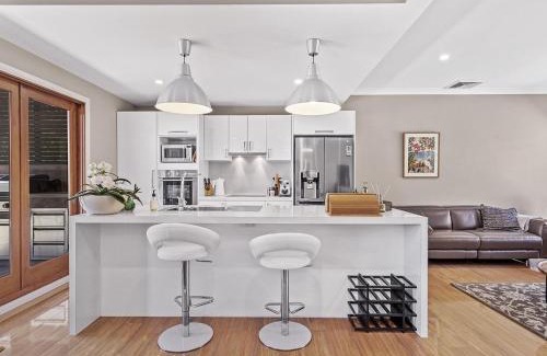 Corlette House | Private coastal getaway Corlette