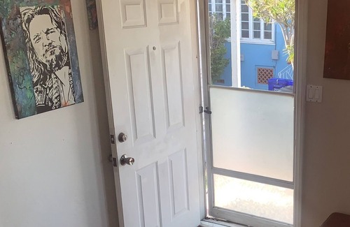 Little Italy Cottage | PRIVATE COTTAGE IN BEAUTIFUL BANKER’S HILL!!!