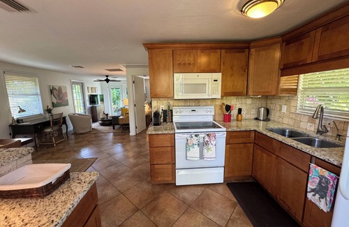 Pine Ridge Cottage | Private Cottage in Nature's Paradise