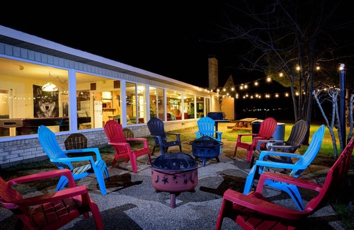 Mabank House | Private Country Home on 4 acres, Open Space, Pool, Hot Tub, Gameroom, Pond