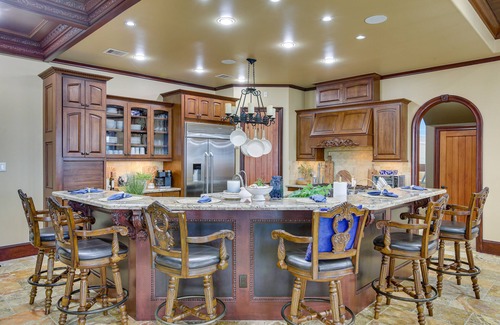 Dickinson Villa | Private Dock + Pier: Luxe Villa on Galveston Bay!