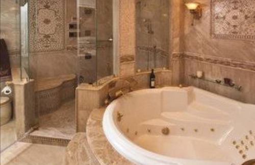 Parklands Bed & Breakfast | Private ensuite rooms in the center of PARKLANDS