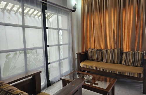Battaramulla House | Private Entire House with Two Bedrooms in Colombo.
