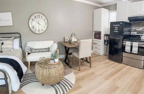 Concord Apartment | Private Entry Elegant Quiet Safe Cozy Studio Suite