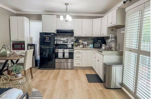 Concord Apartment | Private Entry Elegant Quiet Safe Cozy Studio Suite