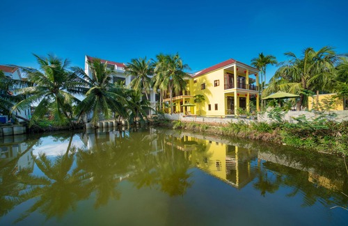 Cam Thanh Villa | Private Family Rooms with 2 bedrooms including 3 beds at Lakeview Villa Hoi An
