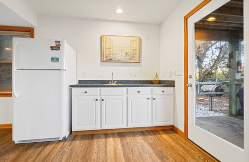 Carova Beach House | Private family-run waterfront beach house near Carova firehouse on 4x4 beach.