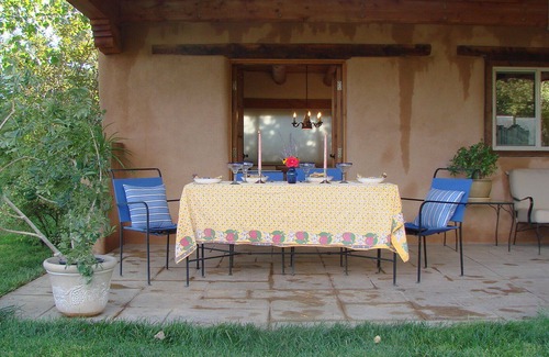 Hotchkiss House | Private Hacienda In A Secluded Setting