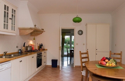 Galamares Villa | Private heated pool, open view, 5 min. to beaches & Sintra, walk to shop & cafes