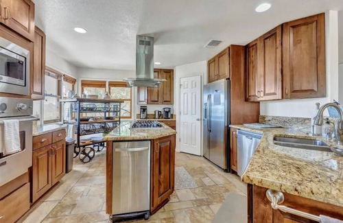 Fredericksburg Other | Private Hilltop Farmhouse in Wine Country with Llama, Jacuzzi & Amazing Views