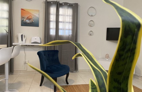 Fort William House | Private House -GreatBay- Philipsburg - Free Wifi and Free Private Parking.