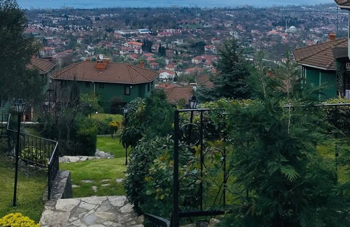 Sapanca Villa | Private House with Nature and Lake View in Sapanca