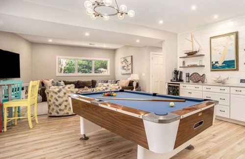 South Haven House | Private Inground Pool, sleeps 12