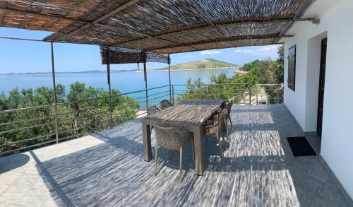 Island Dugi Otok House | Private island Šćitna - HOUSE LUEL