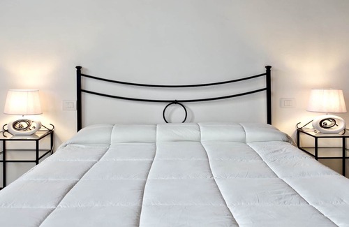 San Quirico d'Orcia Apartment | Private apartment for 5 people 5 minutes from the hot springs