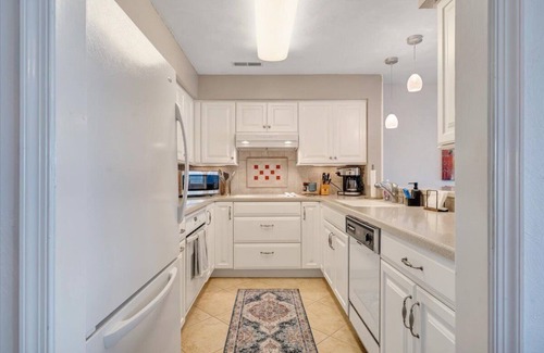 North Shore Condo | Private lakefront condo with beautiful lake views!