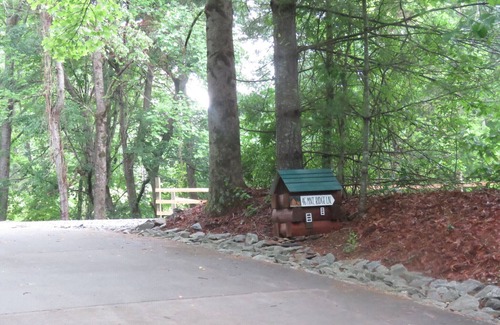 Fletcher Cabin | Private log cabin on 3.5 acres