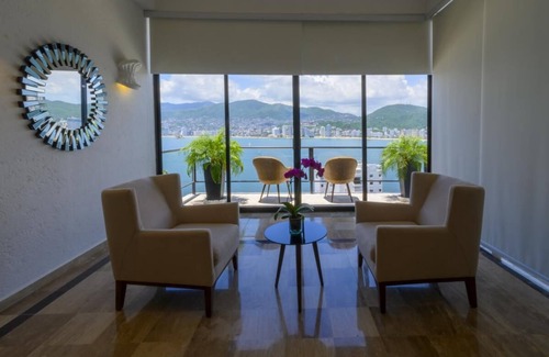 Unta Bruja Villa | Private Luxury Villa in Las Brisas Acapulco, Secure Area, Amazing Bay Views