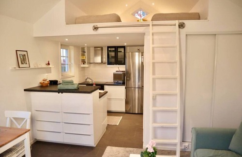 Centrum Apartment | Private mini-villa with patio