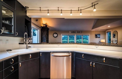 Ogunquit - Wells House | Private oasis by Ogunquit beach!