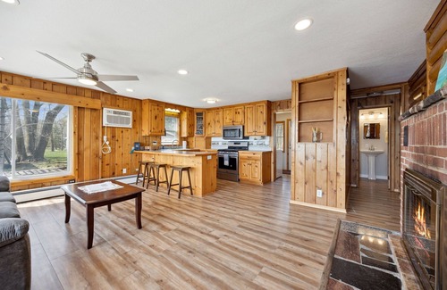 Annandale Cabin | Private oasis to fish, swim, boat and relax on beautiful Bass Lake