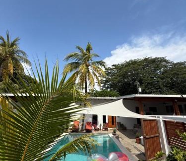 La Libertad House | Private Paradise El Tunco Villa OYA no 1 with private pool