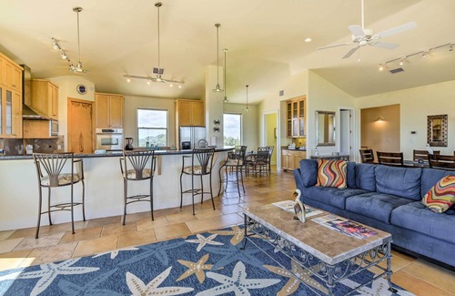Rockport Villa | Private Pier: Waterfront Fulton Villa!