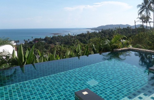 Maret Apartment | Private pool 1 bedroom Sea view apartment
