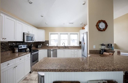 Currituck County House | Private Pool and hot tub with Ocean Views!