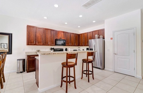 Loughman House | Private Pool, Game Room | Perfect for Large Groups - Sleeps 22