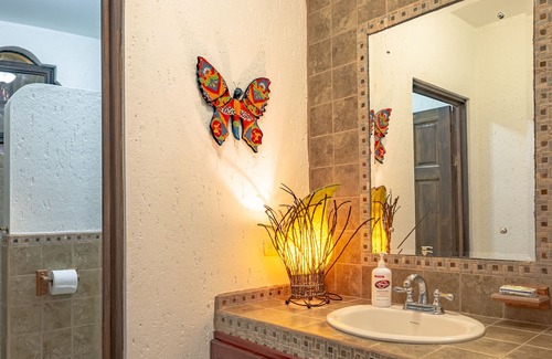 Las Olas Beach Community House | Private Pool in Jungle, near beach: Casa Tranquila