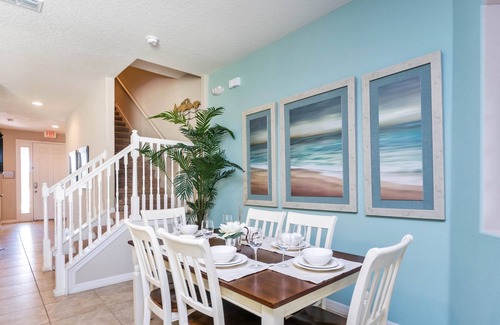 Loughman House | Private Pool*LAZY RIVER*Themed Rooms*11mi to WDW!