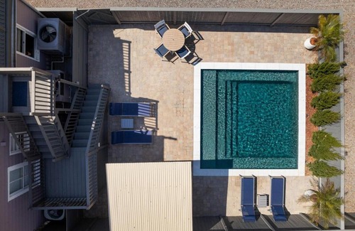 Cannonborough Elliotborough Apartment | Private Pool Oasis 4 Bedroom Suite