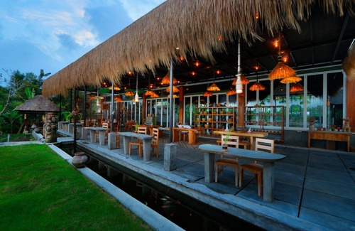 Melayang Villa | Private Pool, One Bedroom Villa Rice Field View near Ubud