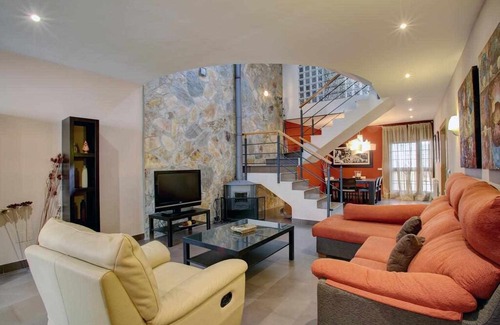 Old Town House | Private pool & parking in Old town.