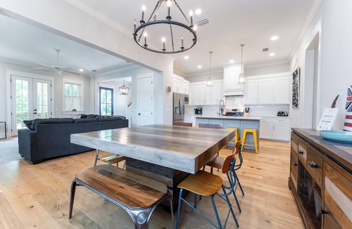 Saint Simons Island House | Private Pool! Screened Porch, Pet Friendly