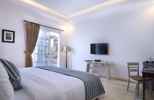 Petitenget Villa | Private Pool Villa Near Beach+Breakfast