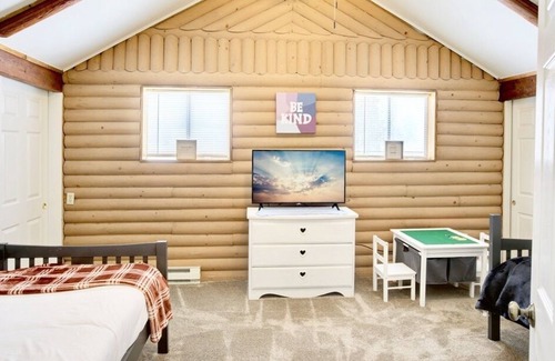 Priest River House | Private Priest River Cabin Retreat By Main Street!